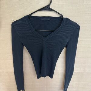 Brandy Melville Navy V-Neck Ribbed Blouse